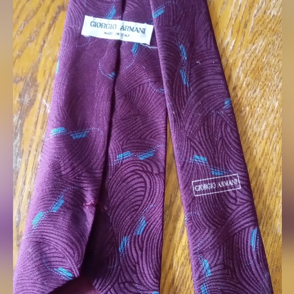 Giorgio Armani Burgundy and Teal Patterned Silk Tie - Picture 3 of 4